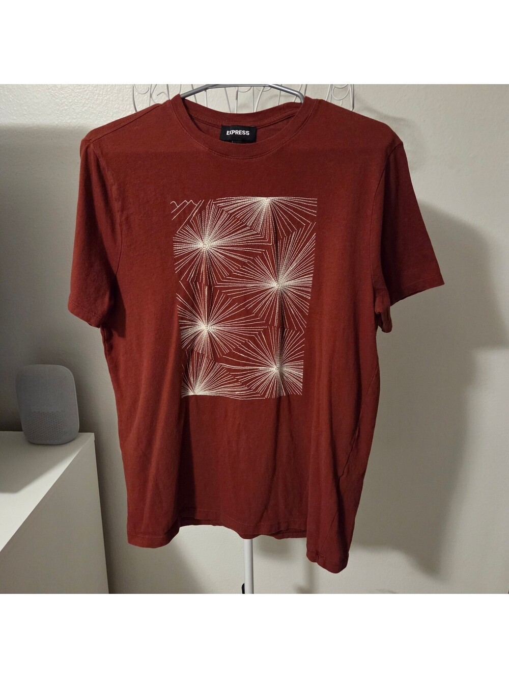 Express Men's Medium Rust Graphic T-Shirt 100% Cotton